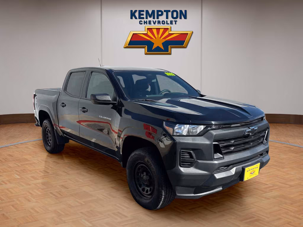 2023 Chevrolet Colorado Work Truck image 1
